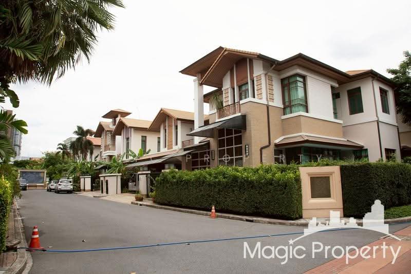 Baan Sansiri Sukhumvit 67, Bangkok, 32 Soi Sukhumvit 67, Phra Kanong Nua, Watthana, Bangkok, 4 Bedrooms, 380 sqm, Single Detached House For Sale, by Magic Property, 500515970 - DDproperty.com