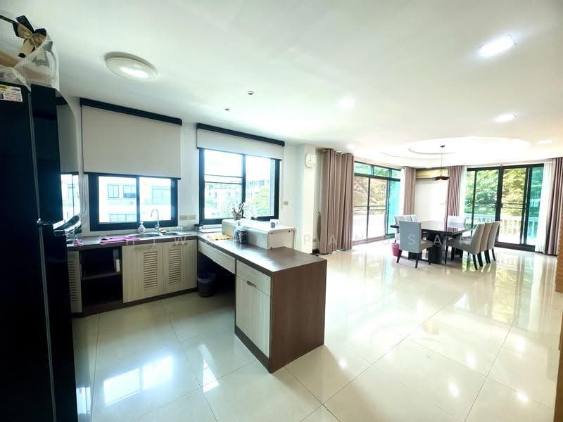 หมู่บ้านรีเจ้นท์รัชดา, Bangkok, สหการประมูล, Huai Khwang, Bangkok, , 500 sqm, Office Space For Rent, by Achiwara Panusan, 500515982 - DDproperty.com