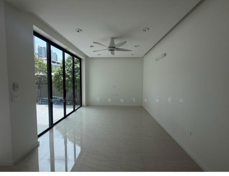 ให้เช่าบ้านเดี่ยวสร้างใหม่ 3 ชั้น ประชาราษฎร์ สาย 1 ซอย 10 บ้านสวย ทำเลดี เลี้ยงสัตว์ได้ พร้อมอยู่, Bangkok, ประชาราษฎร์สาย 1, Bang Sue, Bangkok, 4 Bedrooms, 300 sqm, Single Detached House For Rent, by บุษบา รัตนวงษ์ชัย, 500515995 - DDproperty.com