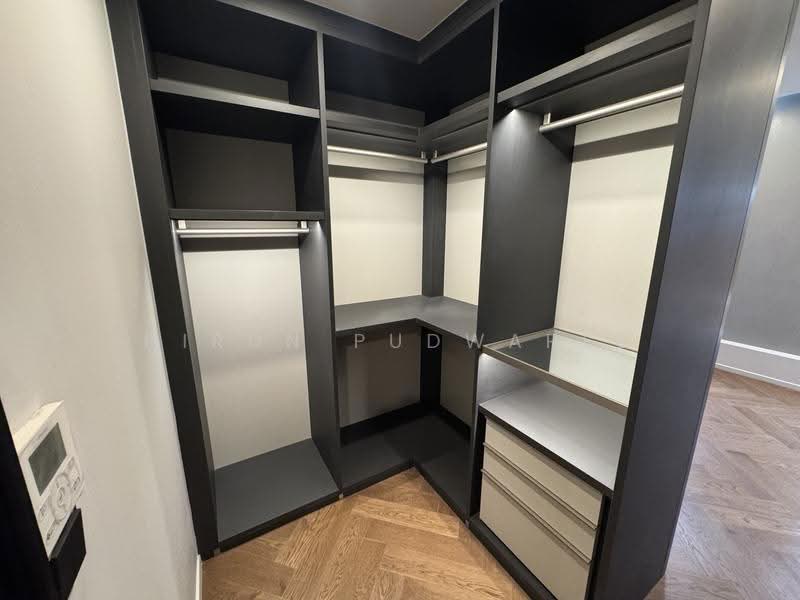 The Residences 38, Bangkok, Soi Sukhumvit 38, Phra Kanong, Khlong Toei, Bangkok, 4 Bedrooms, 221 sqm, Condo For Sale, by Hirun Pudwaree, 500516000 - DDproperty.com