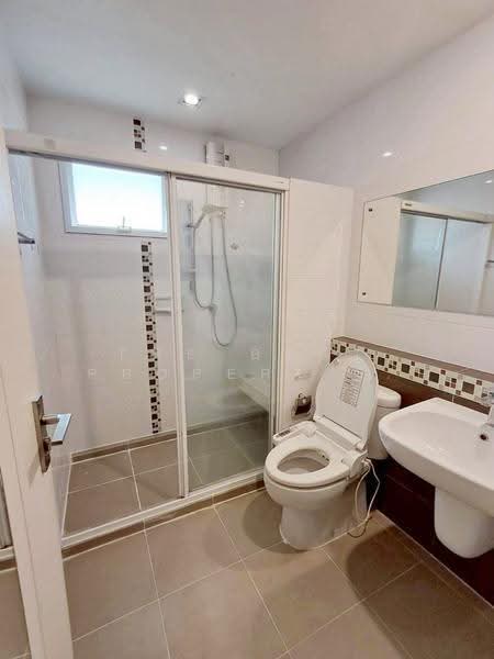 Mantana Kalapapruk-Wongwaen, Bangkok, 379 Kanchanaphisek Road, Lak Song, Bang Khae, Bangkok, 6 Bedrooms, 223 sqm, Single Detached House For Sale, by The Best Property กระแต, 500516002 - DDproperty.com