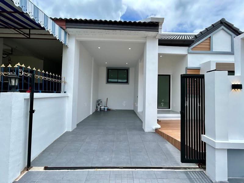 House for sale 4.49 M Fully renovated home 3 bedroom, Phuket, Ratsada, Muang Phuket, Phuket, 3 Bedrooms, 140 sqm, Semi-Detached House (Twin House) For Sale, by ภควรรณ จันทร์เดิม, 500516014 - DDproperty.com