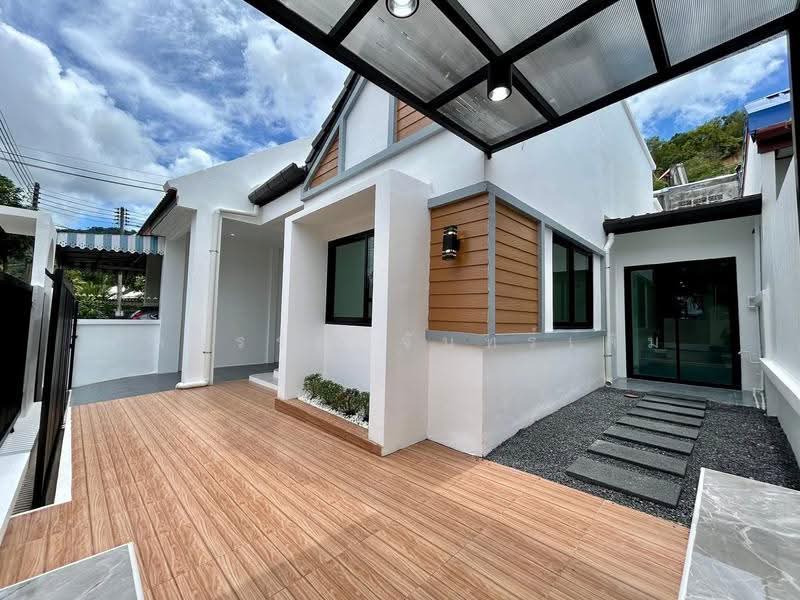 House for sale 4.49 M Fully renovated home 3 bedroom, Phuket, Ratsada, Muang Phuket, Phuket, 3 Bedrooms, 140 sqm, Semi-Detached House (Twin House) For Sale, by ภควรรณ จันทร์เดิม, 500516014 - DDproperty.com
