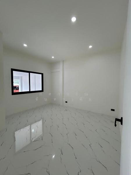 บ้านสวยรีโนเวทใหม่ พร้อมของแถมครบ ราคา 4.49 ล้านบาท, ภูเก็ต, รัษฎา, เมืองภูเก็ต, ภูเก็ต, 140 ตร.ม., บ้านแฝด ขาย, โดย ภควรรณ จันทร์เดิม, 500516014 - DDproperty.com