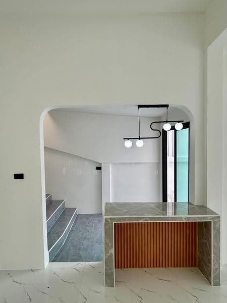 House for sale 4.49 M Fully renovated home 3 bedroom, Phuket, Ratsada, Muang Phuket, Phuket, 3 Bedrooms, 140 sqm, Semi-Detached House (Twin House) For Sale, by ภควรรณ จันทร์เดิม, 500516014 - DDproperty.com
