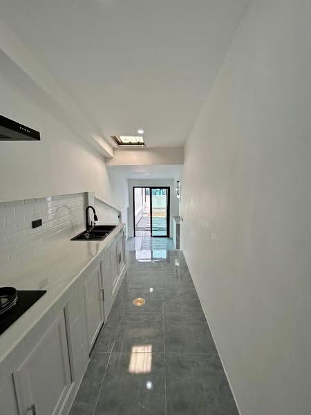 House for sale 4.49 M Fully renovated home 3 bedroom, Phuket, Ratsada, Muang Phuket, Phuket, 3 Bedrooms, 140 sqm, Semi-Detached House (Twin House) For Sale, by ภควรรณ จันทร์เดิม, 500516014 - DDproperty.com