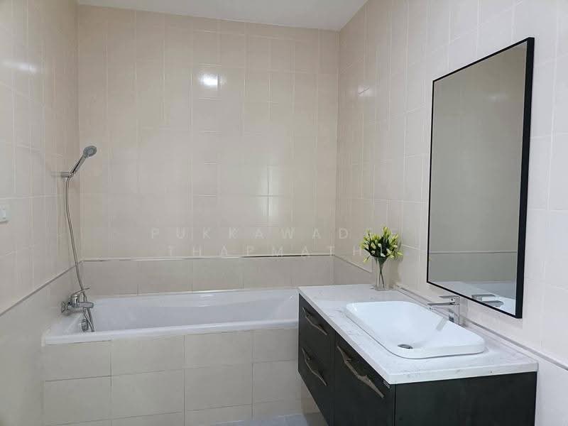 Eastiny Park 2, Chon Buri (Pattaya), Nong Pru, Bang Lamung (Pattaya), Chon Buri (Pattaya), 3 Bedrooms, 400 sqm, Single Detached House For Rent, by Pukkawadee Thapmathi, 500516035 - DDproperty.com