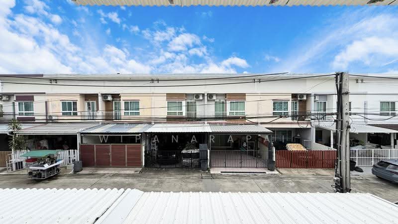 Villette Lite Pattanakarn, Bangkok, Soi Phatthanakan 38, Phatthanakan Road, Suan Luang, Bangkok, 3 Bedrooms, 110 sqm, Townhouse For Sale, by Ponwimol Wipanarapai, 500516064 - DDproperty.com