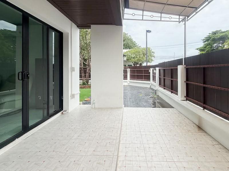 Lake View Park Bangna : เลควิว พาร์ค บางนา, กรุงเทพ, 454 ถนนกาญจนาภิเษก, ดอกไม้, ประเวศ, กรุงเทพ, 200 ตร.ม., บ้านเดี่ยว ขาย, โดย วรเมธ นิลสุวรรณ, 500516070 - DDproperty.com