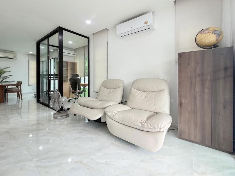 Lake View Park Bangna, Bangkok, 454 Kanchanaphisek Road, Dok Mai, Prawet, Bangkok, 3 Bedrooms, 200 sqm, Single Detached House For Sale, by วรเมธ นิลสุวรรณ, 500516070 - DDproperty.com