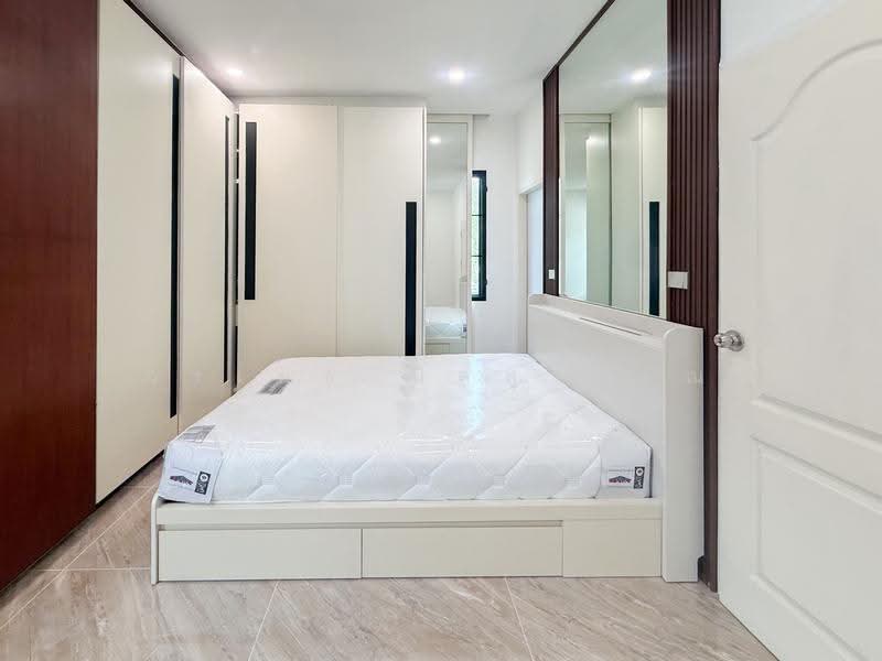Lake View Park Bangna, Bangkok, 454 Kanchanaphisek Road, Dok Mai, Prawet, Bangkok, 3 Bedrooms, 200 sqm, Single Detached House For Sale, by วรเมธ นิลสุวรรณ, 500516070 - DDproperty.com