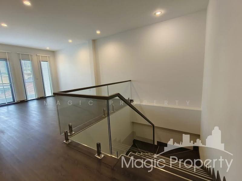 4 Bedroom Single House For Rent in Soi Sukhumvit 65, Bangkok, สุขุมวิท 65, Phra Kanong Nua, Watthana, Bangkok, 4 Bedrooms, 330 sqm, Single Detached House For Rent, by Magic Property, 500516074 - DDproperty.com