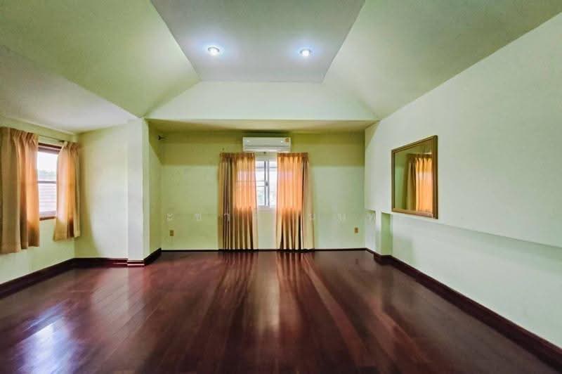 หมู่บ้านเมืองเอก โครงการ 1 ซอยพหลโยธิน 87, ซอยเอกบูรพา 4, Pathum Thani, Lak Hok, Muang Pathum Thani, Pathum Thani, 4 Bedrooms, 320 sqm, Single Detached House For Sale, by ชนะชาติ นนท์ตา, 500516096 - DDproperty.com