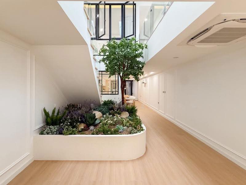 Khlongtan Nivet, Bangkok, 20 Soi Pridi Banomyong 42, Khlong Tan Nua, Watthana, Bangkok, 3 Bedrooms, 192 sqm, Townhouse For Sale, by วรเมธ นิลสุวรรณ, 500516118 - DDproperty.com