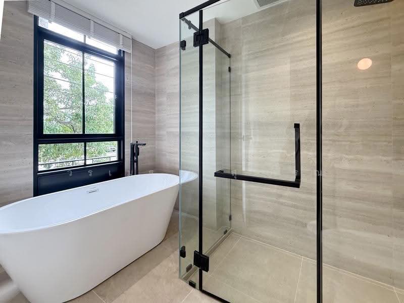 Khlongtan Nivet, Bangkok, 20 Soi Pridi Banomyong 42, Khlong Tan Nua, Watthana, Bangkok, 3 Bedrooms, 192 sqm, Townhouse For Sale, by วรเมธ นิลสุวรรณ, 500516118 - DDproperty.com