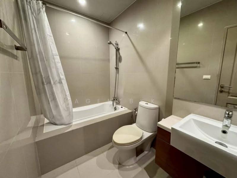 Noble Refine, Bangkok, Soi Sukhumvit 26, Sukhumvit Road, Khong Tan, Khlong Toei, Bangkok, 1 Bedroom, 52 sqm, Condo For Rent, by Agentbkk, 500516129 - DDproperty.com