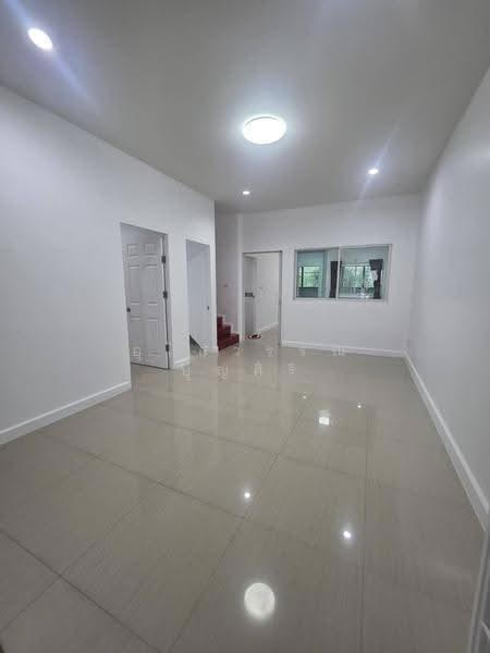 ทาวน์โฮม 2 ชั้น BTS สถานีศรีเอี่ยม และศรีอุดม, กรุงเทพ, ศรีนครินทร์, หนองบอน, ประเวศ, กรุงเทพ, 180 ตร.ม., ทาวน์เฮ้าส์ ให้เช่า, โดย อุไลวรรณ บุญศิริ, 500516136 - DDproperty.com