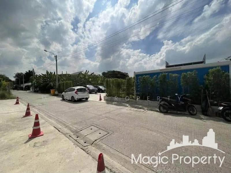 Land 217 Sq. Wah. For Sale in Soi Bearing 31/1, Samut Prakan, Samrong Nua, Muang Samut Prakarn, Samut Prakan, , 868 sqm, Land For Sale, by Magic Property, 500516143 - DDproperty.com