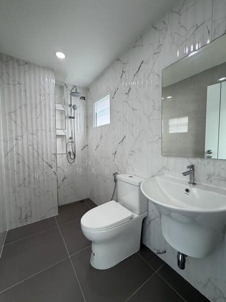 Townhome for sale, Soi Lat Phrao 110, Bangkok, ลาดพร้าว, Phlapphla, Wang Thonglang, Bangkok, 4 Bedrooms, 200 sqm, Townhouse For Sale, by Poonyaporn Veerabulyarit, 500516219 - DDproperty.com