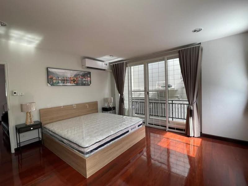 บ้านเดี่ยว 2 ชั้น มี 4 ห้องนอน ตกแต่งเฟอร์นิเจอร์พร้อมอยู่ สุขุมวิท 63-71, กรุงเทพ, สุขุมวิท 65, พระโขนงเหนือ, วัฒนา, กรุงเทพ, 200 ตร.ม., บ้านเดี่ยว ให้เช่า, โดย ปรีชา จิตต์สมนึก, 500516226 - DDproperty.com