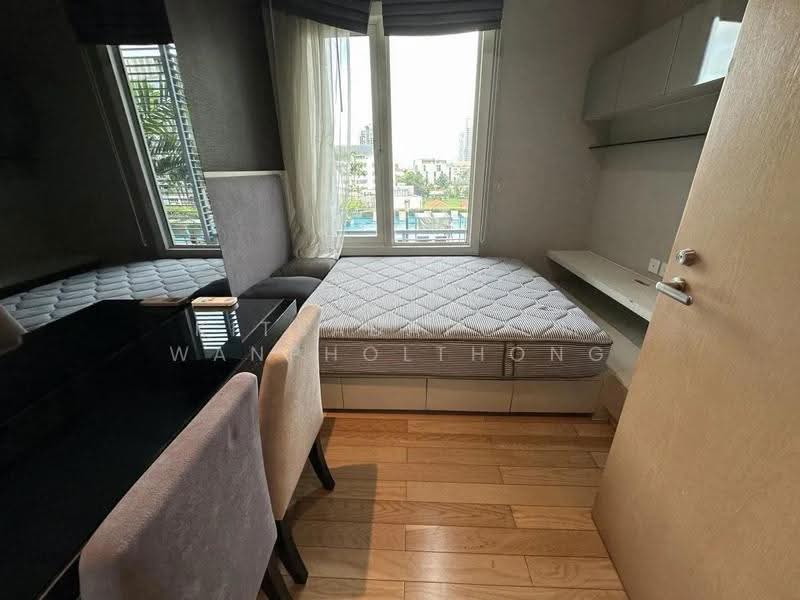 Siri At Sukhumvit, Bangkok, 902 Sukhumvit Road, Phra Kanong, Khlong Toei, Bangkok, 2 Bedrooms, 70 sqm, Condo For Rent, by Kitsadapoom Wanpholthong, 500516242 - DDproperty.com