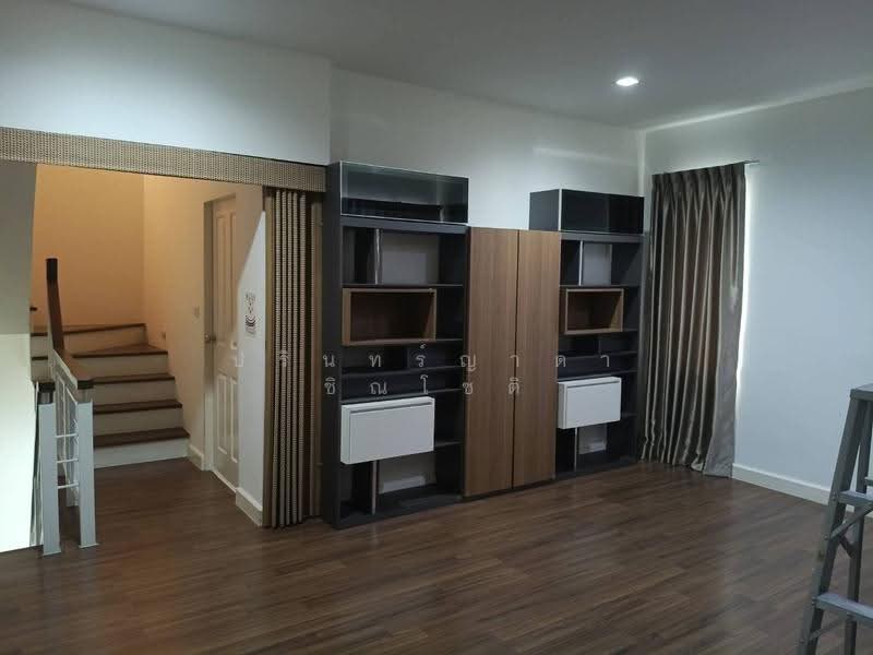 Town Avenue Srinagarindra, Bangkok, Soi On Nut 68, Suan Luang, Bangkok, 3 Bedrooms, 195 sqm, Townhouse For Rent, by ปรินทร์ญาดา ชิณโชติ, 500516265 - DDproperty.com