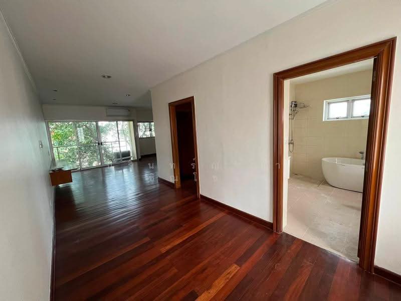 Panya Pattanakarn Village, Bangkok, Soi Phatthanakarn 30, Suan Luang, Bangkok, 4 Bedrooms, 400 sqm, Single Detached House For Rent, by ปรินทร์ญาดา ชิณโชติ, 500516278 - DDproperty.com