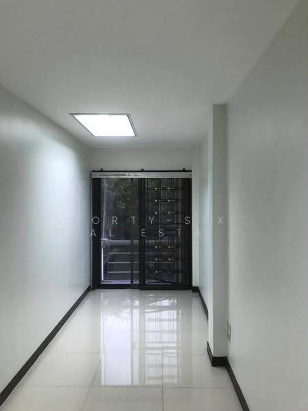 ให้เช่า home office ทำเลอ่อนนุช-บางจาก สามารถจดทะเบียนบริษัทได้ ขนาด3 ชั้น, กรุงเทพ, บางจาก, พระโขนง, กรุงเทพ, 250 ตร.ม., สำนักงาน ให้เช่า, โดย Forty-Six Real Estate Group, 500516407 - DDproperty.com