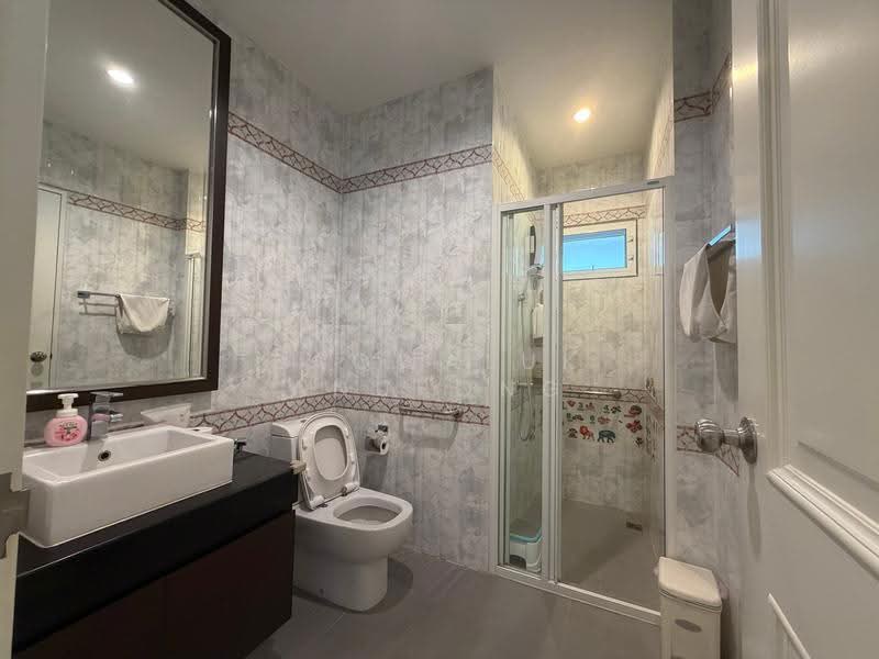 Villa Nakarin Onnut-Wongwaen, Bangkok, Sukhapiban 2 Road, Prawet, Bangkok, 4 Bedrooms, 280 sqm, Single Detached House For Sale, by Saowaluk Anupong, 500516433 - DDproperty.com