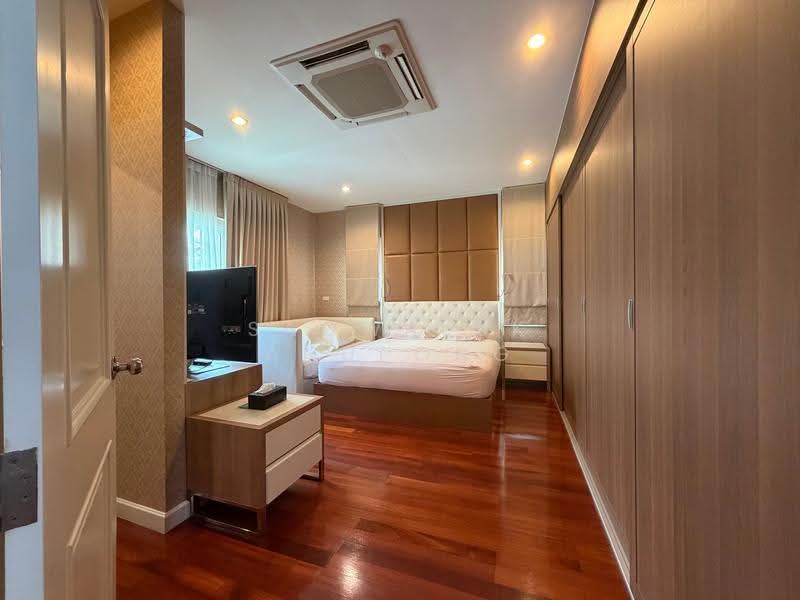 Villa Nakarin Onnut-Wongwaen, Bangkok, Sukhapiban 2 Road, Prawet, Bangkok, 4 Bedrooms, 280 sqm, Single Detached House For Sale, by Saowaluk Anupong, 500516433 - DDproperty.com
