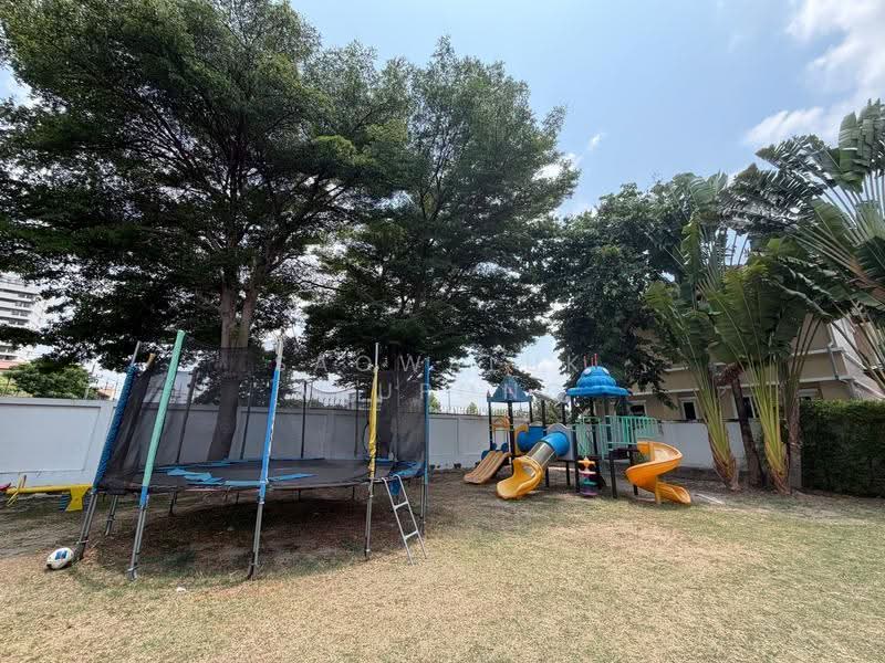Villa Nakarin Onnut-Wongwaen, Bangkok, Sukhapiban 2 Road, Prawet, Bangkok, 4 Bedrooms, 280 sqm, Single Detached House For Sale, by Saowaluk Anupong, 500516433 - DDproperty.com