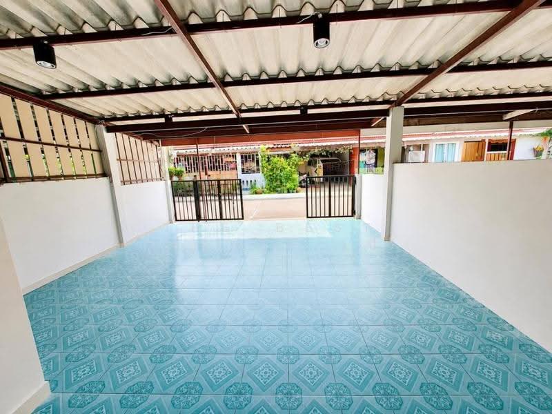 ทาวน์เฮ้าส์หนองไม้แดง ชลบุรี, Chon Buri (Pattaya), Nong Mai Daeng, Muang Chon Buri, Chon Buri (Pattaya), 2 Bedrooms, 40 sqm, Townhouse For Sale, by The Best Property เปียนโน, 500516476 - DDproperty.com