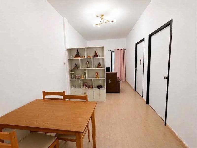 ทาวน์เฮ้าส์หนองไม้แดง ชลบุรี, Chon Buri (Pattaya), Nong Mai Daeng, Muang Chon Buri, Chon Buri (Pattaya), 2 Bedrooms, 40 sqm, Townhouse For Sale, by The Best Property เปียนโน, 500516476 - DDproperty.com
