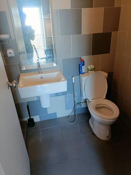 Chewathai Phetkasem 27, Bangkok, 27 Phet Kasem 27 Road, Bang Wa, Phasi Charoen, Bangkok, 1 Bedroom, 24 sqm, Condo For Rent, by Connex Property, 500516489 - DDproperty.com