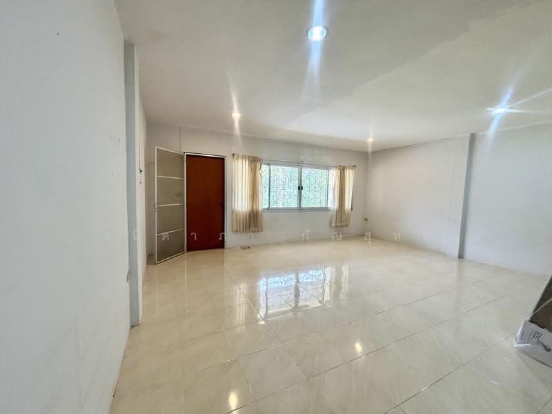 ทาวน์โฮม ใกล้ มอ, Songkhla, Thung Yai, Hat Yai, Songkhla, 3 Bedrooms, 170 sqm, Townhouse For Sale, by ชนิดาภา กัณสุทธิ์, 500516535 - DDproperty.com