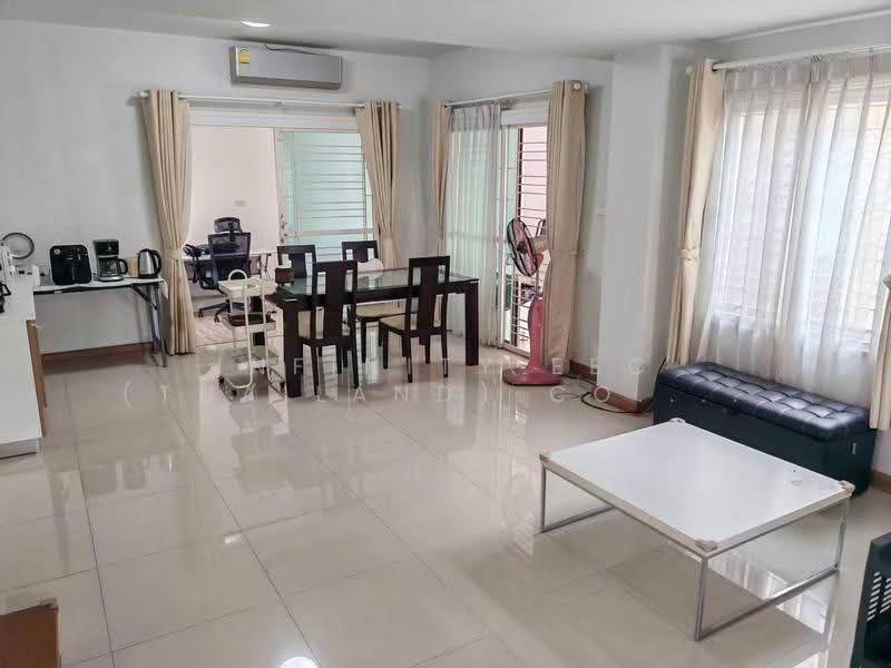 House of the Canary, Chon Buri (Pattaya), 3241 Road, Surasak, Si Racha, Chon Buri (Pattaya), 3 Bedrooms, 220 sqm, Single Detached House For Sale, by Infinity EEC (Thailand) Co., Ltd., 500516584 - DDproperty.com