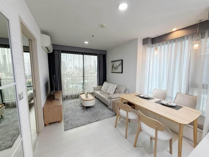Rhythm Sukhumvit 42 : ริทึ่ม สุขุมวิท 42, กรุงเทพ, ซอยสุขุมวิท 42, พระโขนง, คลองเตย, กรุงเทพ, 48 ตร.ม., คอนโด ให้เช่า, โดย รัชกานต์ อัจฉริยะโพธา, 500516589 - DDproperty.com