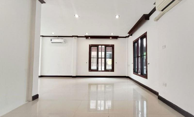 K.C. Natural Ville Bangna-Theparak, Samut Prakan, Tamru-Bang Phli Road, Phraeksa, Muang Samut Prakarn, Samut Prakan, 4 Bedrooms, 150 sqm, Single Detached House For Sale, by The Best Property ซี, 500516590 - DDproperty.com