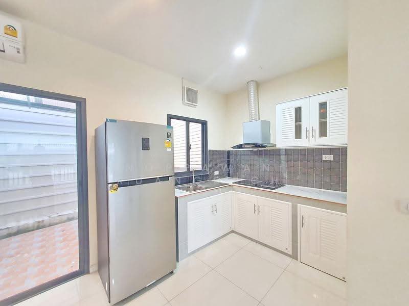 Eigen Rama 9, Bangkok, Soi Pattanakarn99, Chaloem Phrakiat Rama9 Road, Prawet, Bangkok, 4 Bedrooms, 162 sqm, Townhouse For Rent, by Noppawan Ruangdech, 500516620 - DDproperty.com