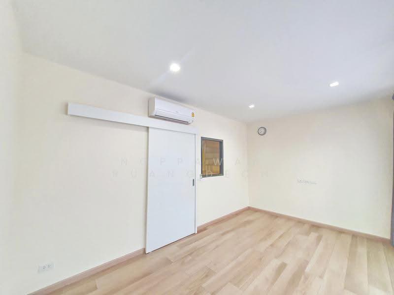 Eigen Rama 9, Bangkok, Soi Pattanakarn99, Chaloem Phrakiat Rama9 Road, Prawet, Bangkok, 4 Bedrooms, 162 sqm, Townhouse For Rent, by Noppawan Ruangdech, 500516620 - DDproperty.com