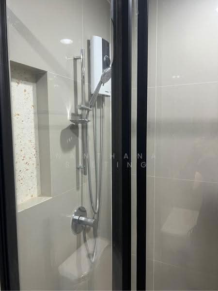 XT Huaikhwang, Bangkok, 244 Ratchadaphisek Road, Huai Khwang, Bangkok, 1 Bedroom, 29 sqm, Condo For Rent, by Nanthana SaeTing, 500516626 - DDproperty.com