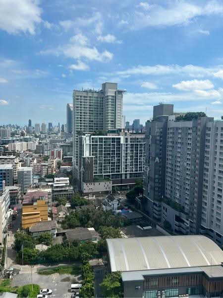 XT Huaikhwang, Bangkok, 244 Ratchadaphisek Road, Huai Khwang, Bangkok, 1 Bedroom, 29 sqm, Condo For Rent, by Nanthana SaeTing, 500516626 - DDproperty.com