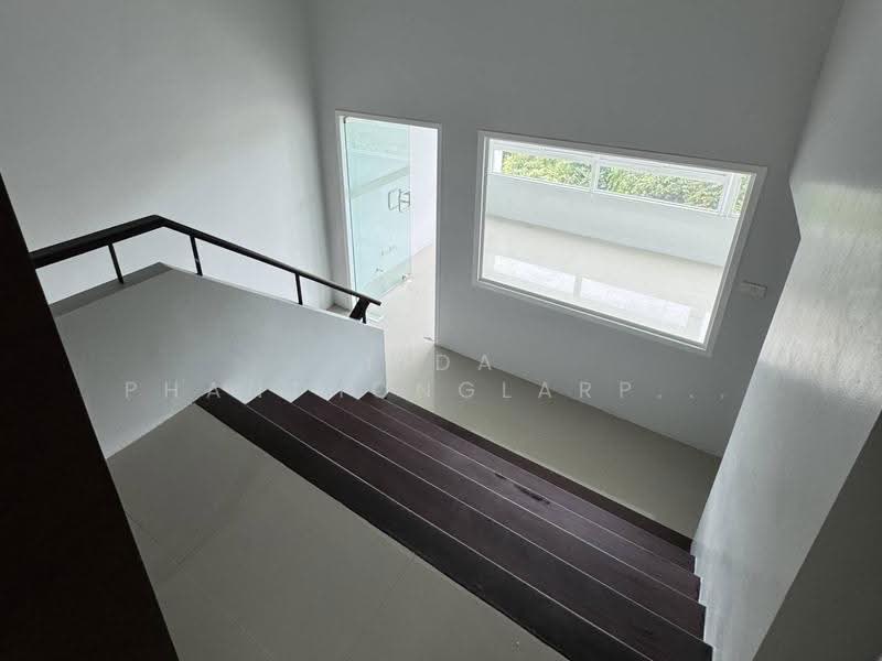 For Rent: Home Office in Town in Town, near Ramintra Expressway and MRT, Bangkok, Phlapphla, Wang Thonglang, Bangkok, , 800 sqm, Warehouse/Factory For Rent, by Tida phanthonglarptawee, 500516644 - DDproperty.com