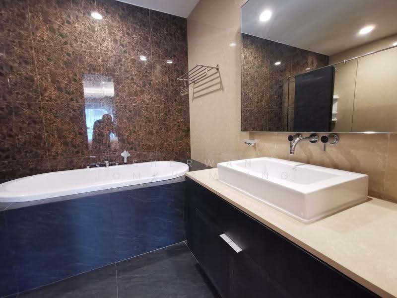 The Madison, Bangkok, Sukhumvit 41, Khlong Tan Nua, Watthana, Bangkok, 2 Bedrooms, 115 sqm, Condo For Rent, by Sherwan Jomkhamsing, 500516647 - DDproperty.com