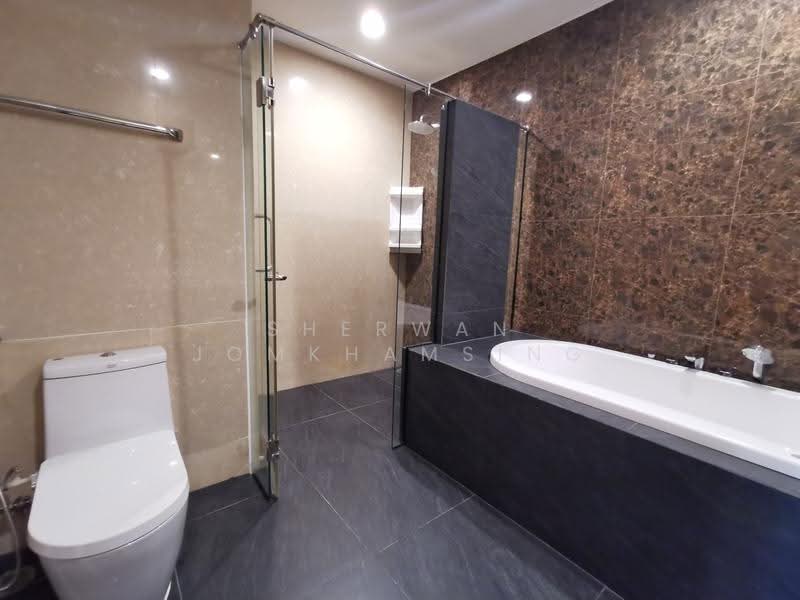 The Madison, Bangkok, Sukhumvit 41, Khlong Tan Nua, Watthana, Bangkok, 2 Bedrooms, 115 sqm, Condo For Rent, by Sherwan Jomkhamsing, 500516647 - DDproperty.com