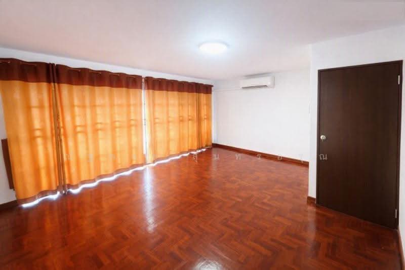 ไม่พบโครงการ, Bangkok, ราษฎร์พัฒนา, Saphan Sung, Bangkok, 5 Bedrooms, 250 sqm, Townhouse For Rent, by ณัฐพงศ์ สุนทรอรุณ, 500516679 - DDproperty.com