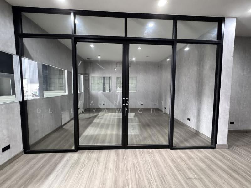 Warehouse for rent, 900 sq.m, in Khlong Toei, Khlong Toei, Bangkok (JKPBKK1254), Bangkok, Khlong Toei, Bangkok, , 900 sqm, Warehouse/Factory For Rent, by Pannawit Dullayawichenwut, 500516711 - DDproperty.com