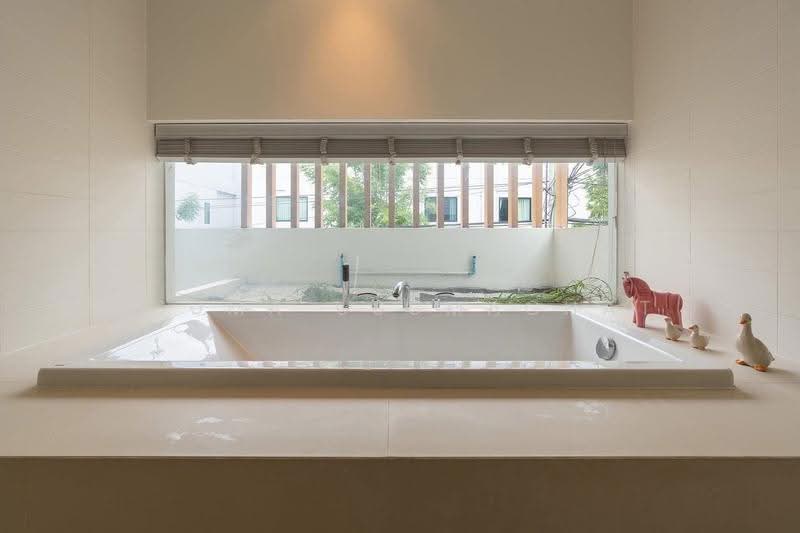 Courtyard Villa Rama 9-Wongwaen, Bangkok, Outer Ring Road, Saphan Sung, Bangkok, 4 Bedrooms, 340 sqm, Single Detached House For Rent, by Usuma Usumachat, 500516712 - DDproperty.com