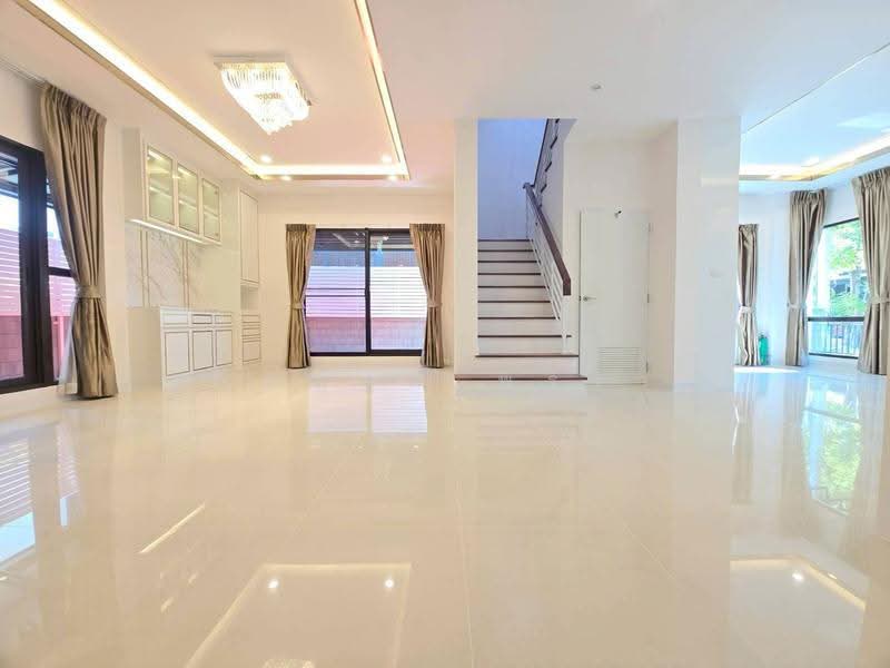 The City Pattanakarn, Bangkok, On Nut Road, Prawet, Bangkok, 4 Bedrooms, 340 sqm, Single Detached House For Sale, by kanthapoom pornngam, 500516713 - DDproperty.com