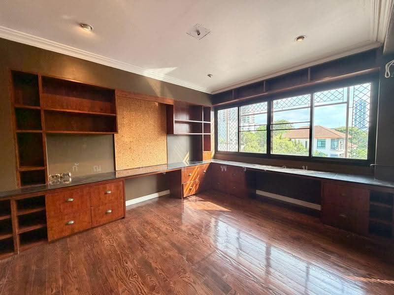 Anina Villa Sathorn-Yenakart, Bangkok, Soi Yen Akat 2, Yen Akat Road, Chong Nonsi, Yan Nawa, Bangkok, 4 Bedrooms, 505 sqm, Single Detached House For Sale, by kanthapoom pornngam, 500516721 - DDproperty.com